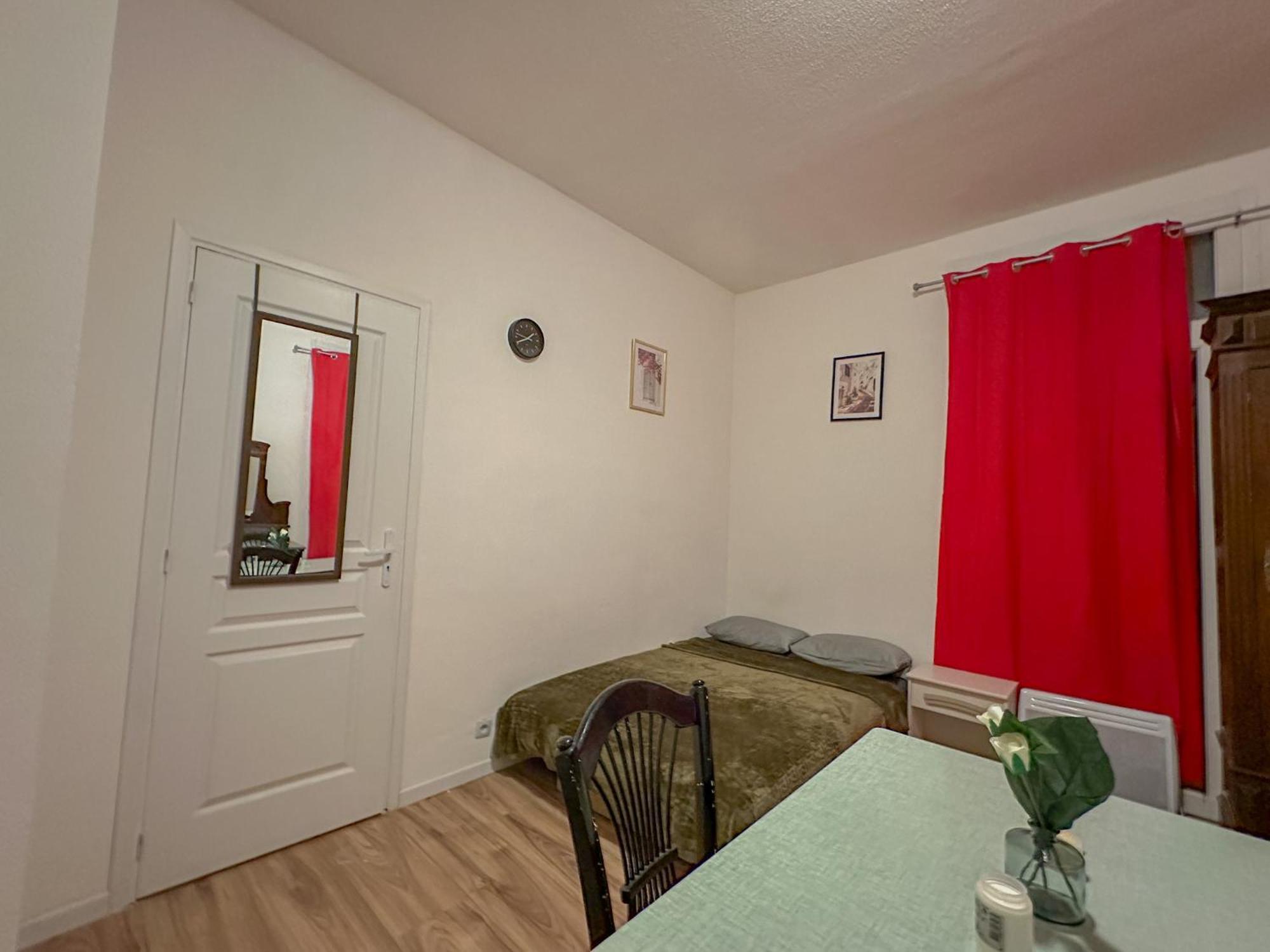 Charmant Studio Avec Balcon Perpignan Zewnętrze zdjęcie